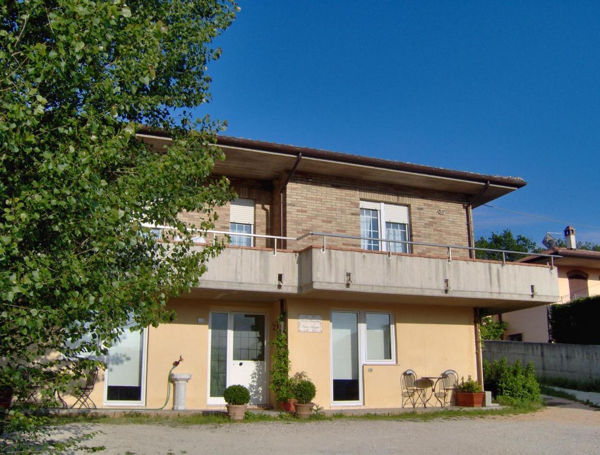 Antica Loggia Hotel Fabriano Exterior photo